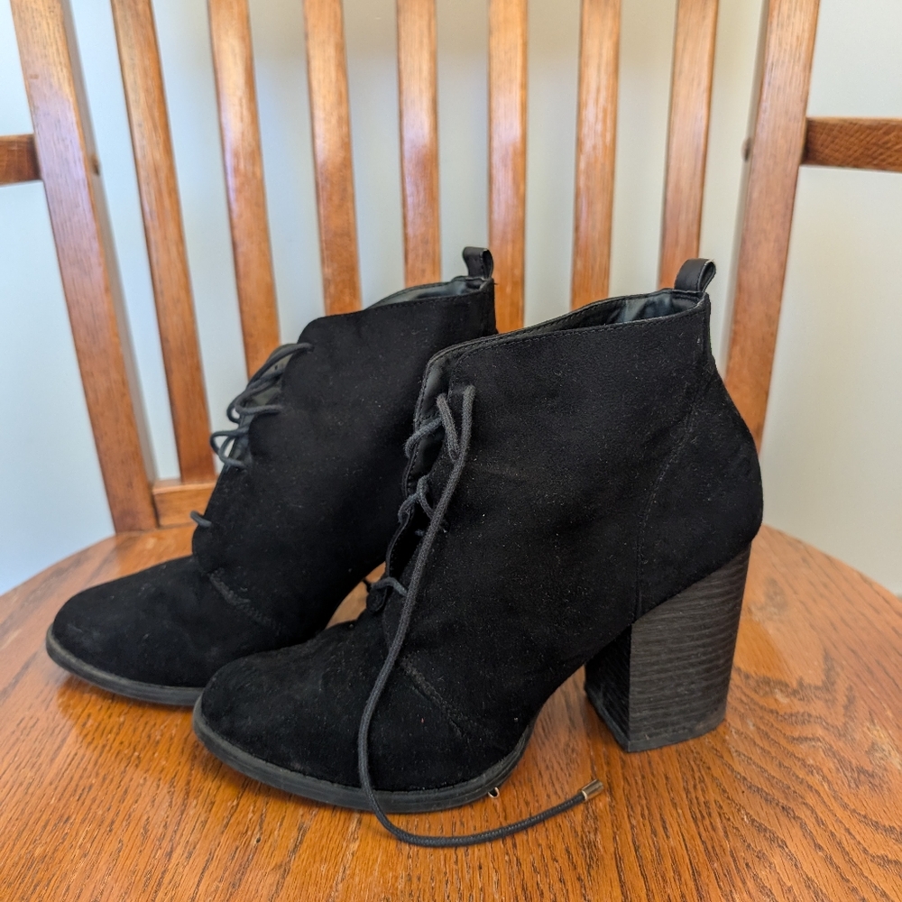 Call It Spring Women's Black Suede Ankle Boots US 10